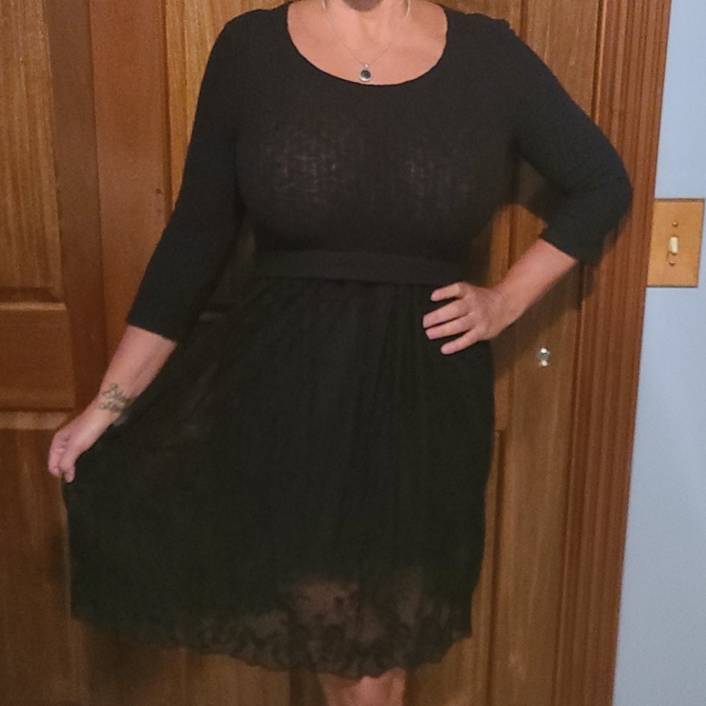 Basil Lola black lace evening wear